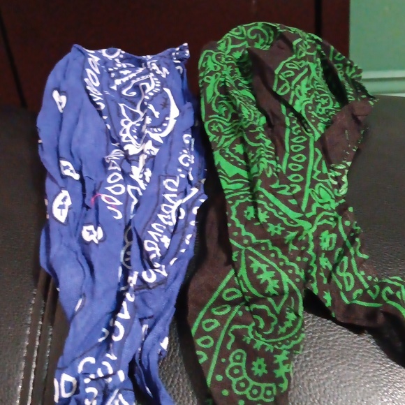 Set of 8 Womens motor cycle headwrapes, lightweight bandana style - Picture 3 of 5